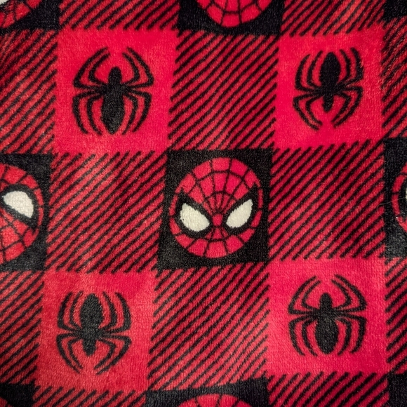 Red & Black Marvel Super Hero SpiderMan Kids Robe - Picture 5 of 5